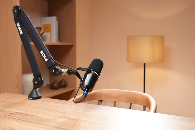 ARCAST studio room: The oak table room